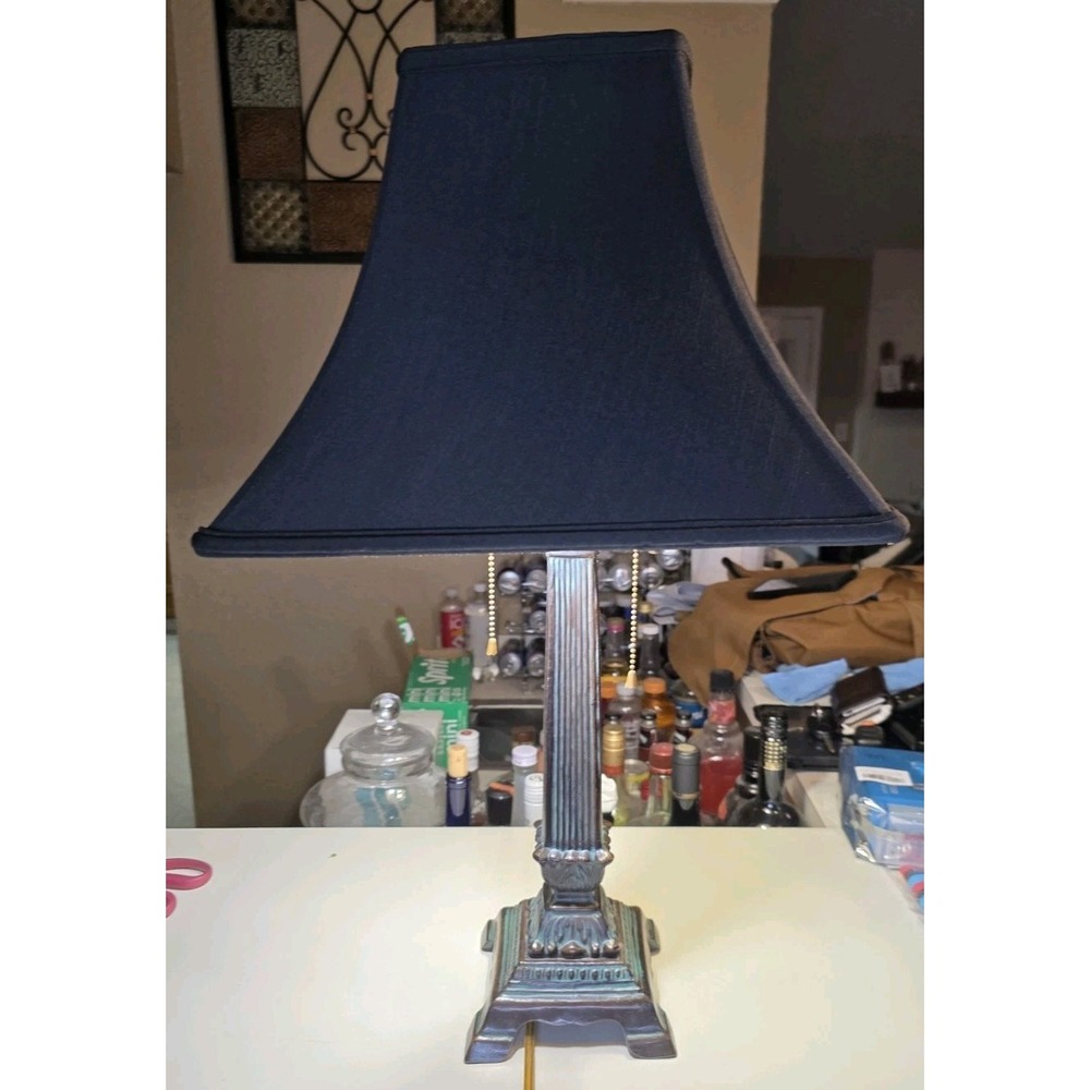 Vintage L & L Metal Neoclassical Corintian Column Table Lamp